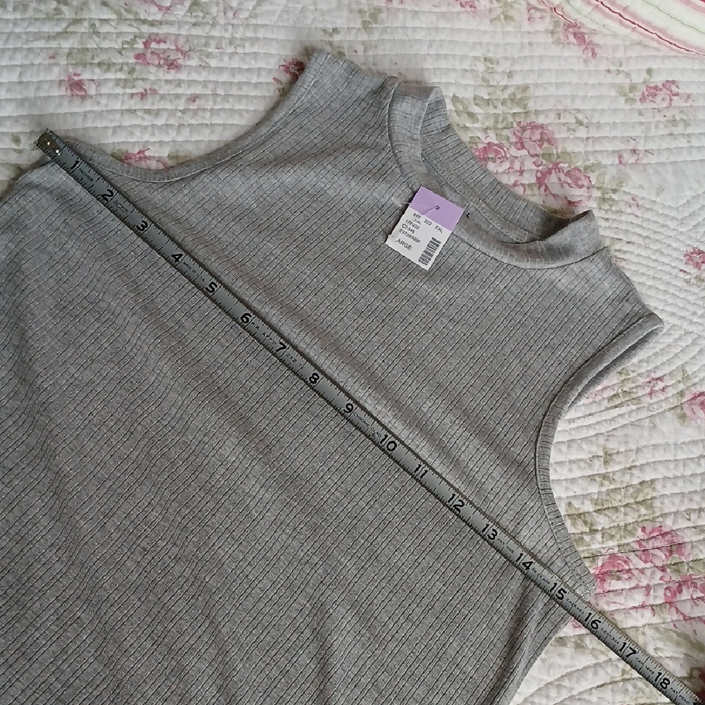 FA Gray Ribbed Muscle Tee - Picture 2 of 5